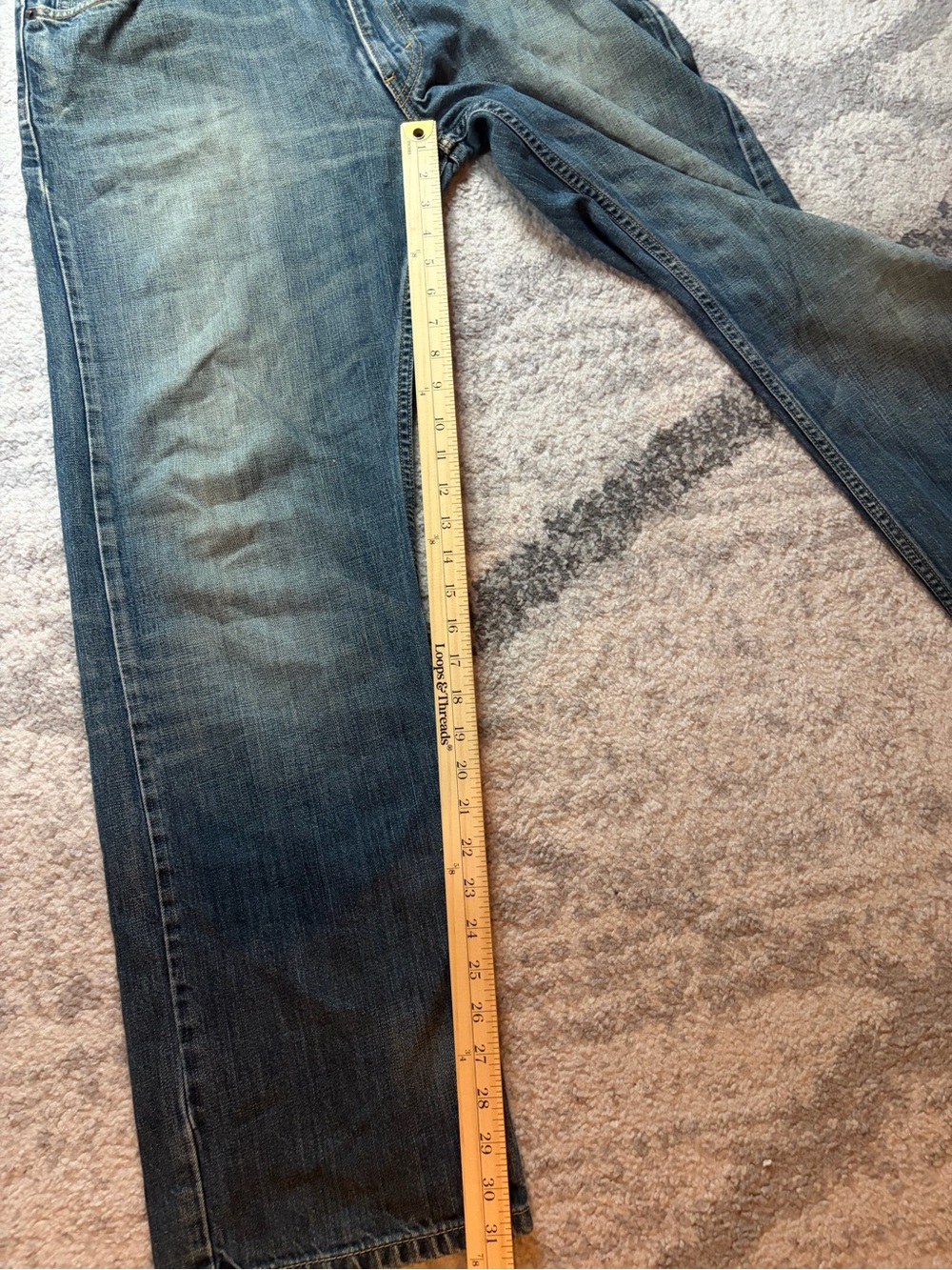Levi’s 505 Straight Fit W36 L32 Medium Wash Distressed Y2K Jeans - Picture 9 of 9